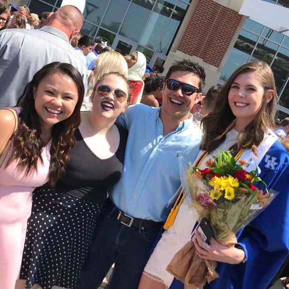 Meet your Posher, Whitney - Picture 1 of 1